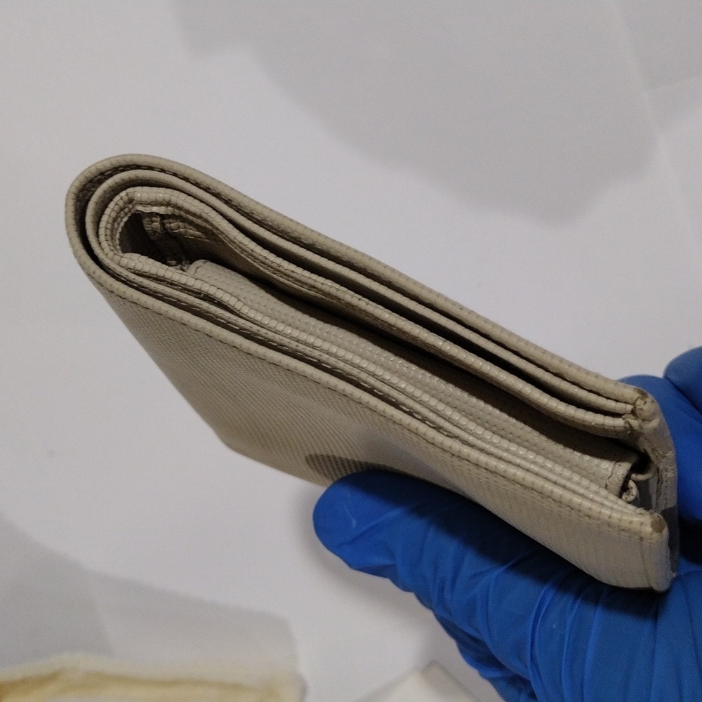 Authentic GUCCI Beige Textured Leather Wallet Silver Hardware w/ Box & Dust Bag - Picture 11 of 17